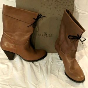 Lili Mill (Italian) - Tan boots